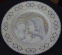 MADONNA-CON-BAMBINO-decorazione-su-porcellana-diametro-30.jpg