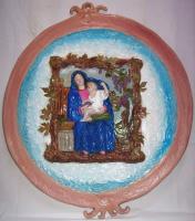 MADONNA-DELL-UVA-terracotta-dipinta-con-temepere-diametro-50.jpg