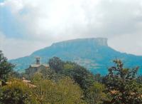 PIETRA-DI-BISMANTOVA-1-fotografia.jpg